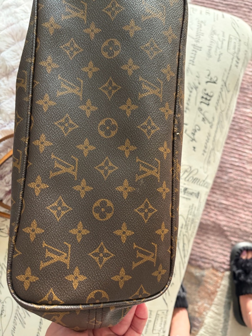 Louis Vuitton Monogram Brown Tote with Tan Trim.  MM - Picture 7 of 12